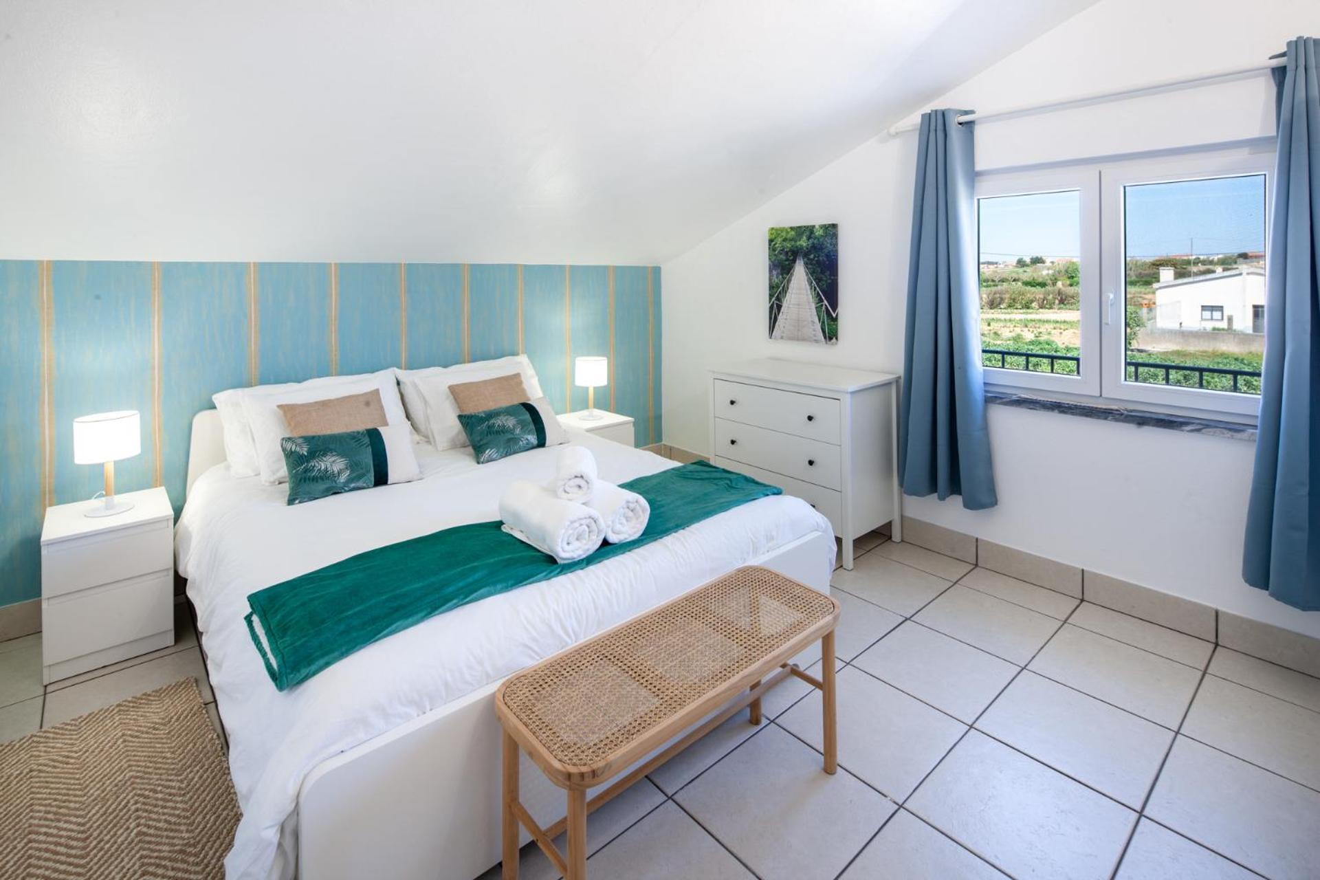 Silvercoast Apartments - Swimming Pool & Jacuzzi Atouguia Da Baleia Esterno foto